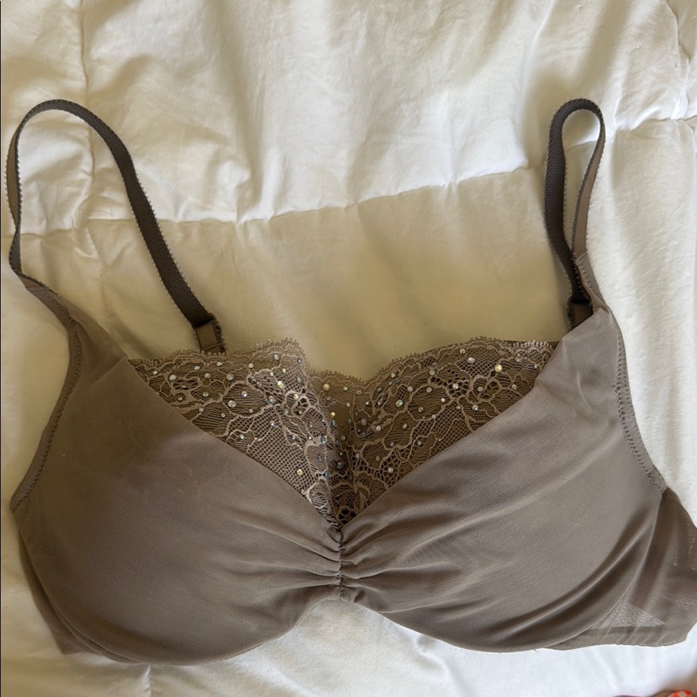 NWOT Victoria's Secret Brown Lace Trim Bra